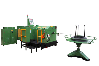 四模四沖 &nbsp;多工位冷鐓機